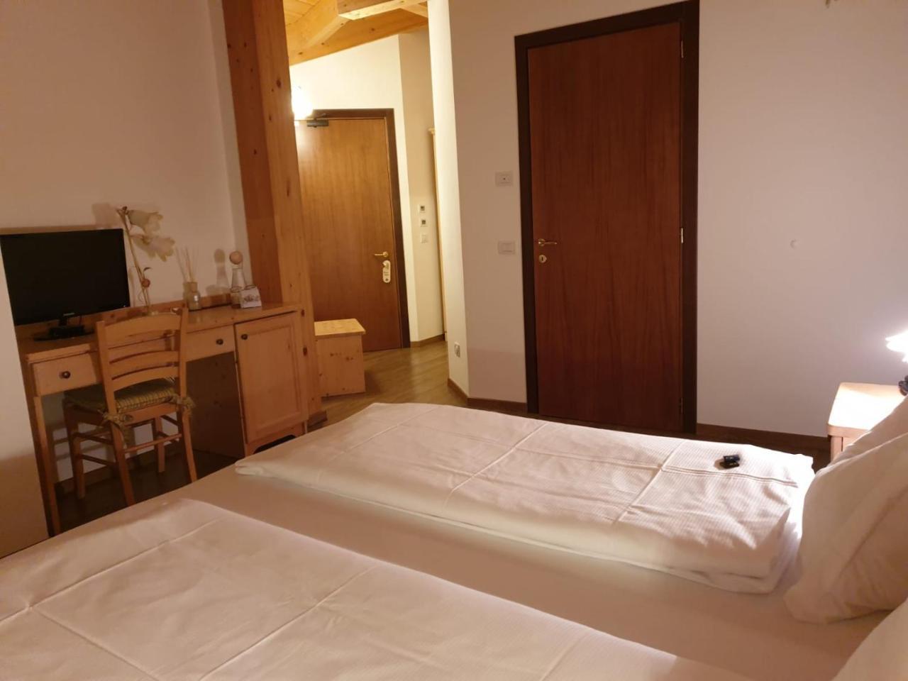 Hotel Chalet Giasenei Sagron Mis Екстер'єр фото
